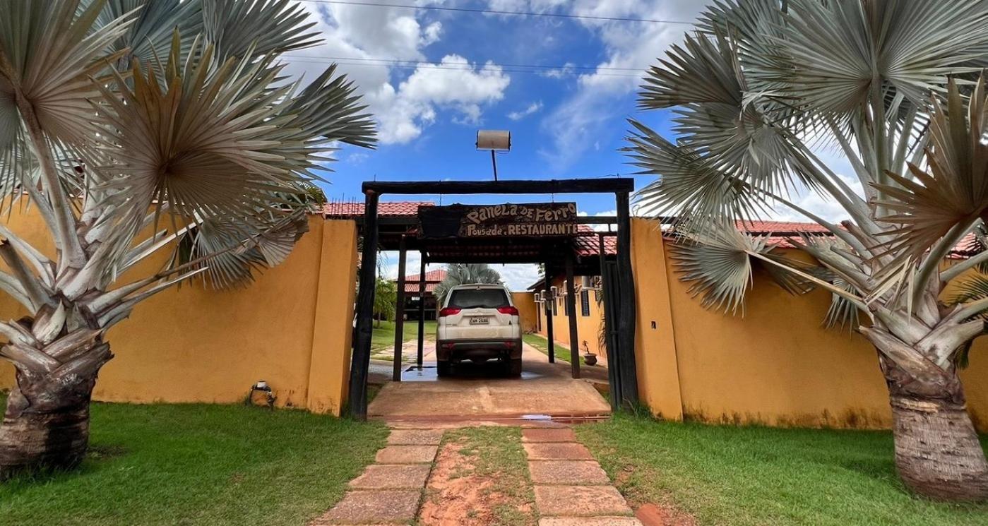 Pousada Panela De Ferro Mateiros Exterior foto